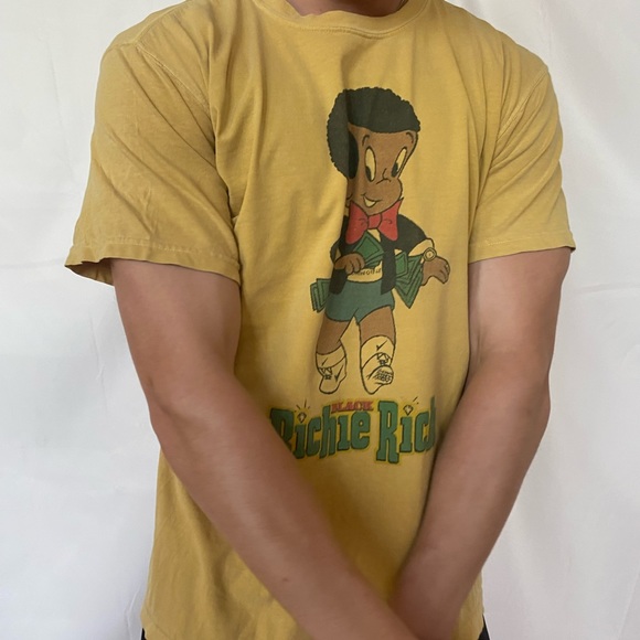 💸💸BLACK RICHIE RICH TSHIRT💰💰 - Picture 4 of 4